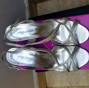 Silver WIDE 11 heels